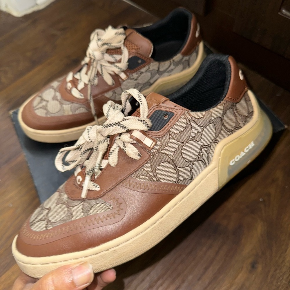 Mens Coach Shoes - Picture 2 of 4